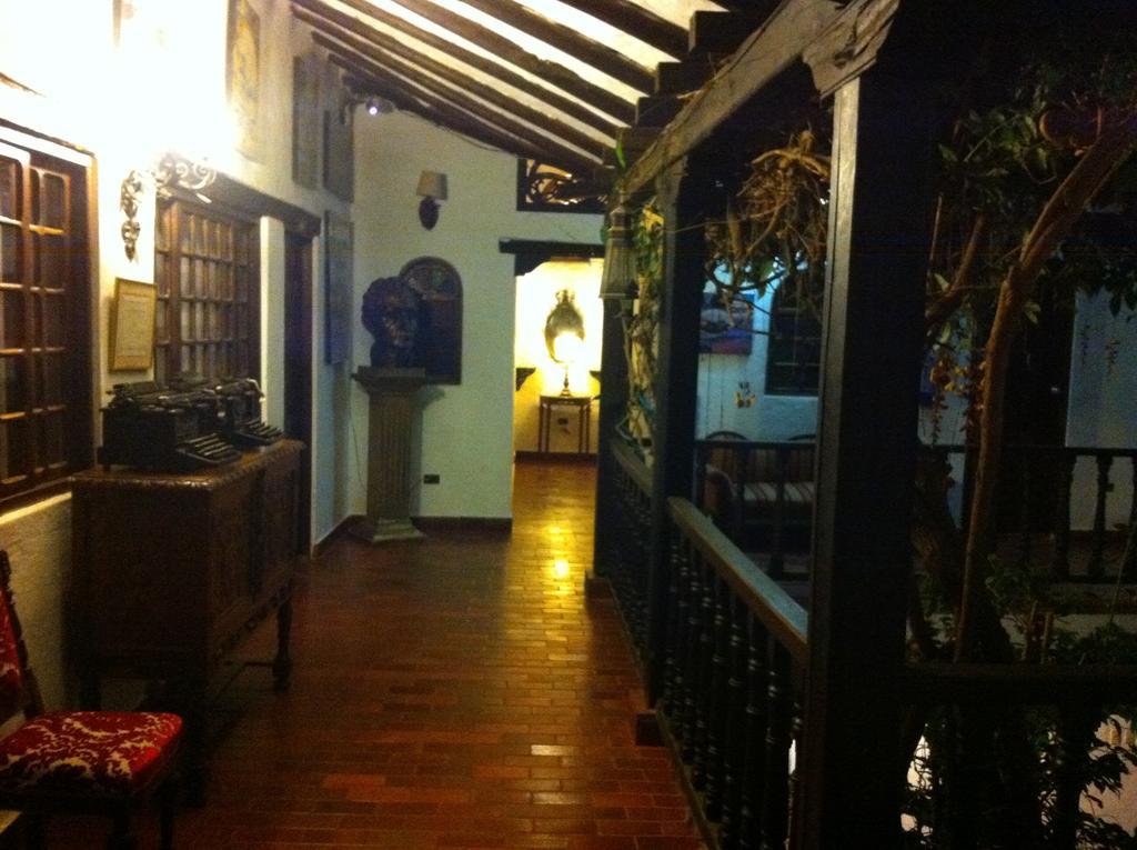 Hotel Los Frayles Вилья-де-Лейва Экстерьер фото